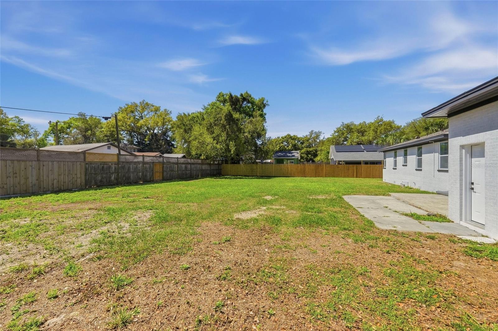 913 E GENESEE ST, TAMPA, FL, 33603