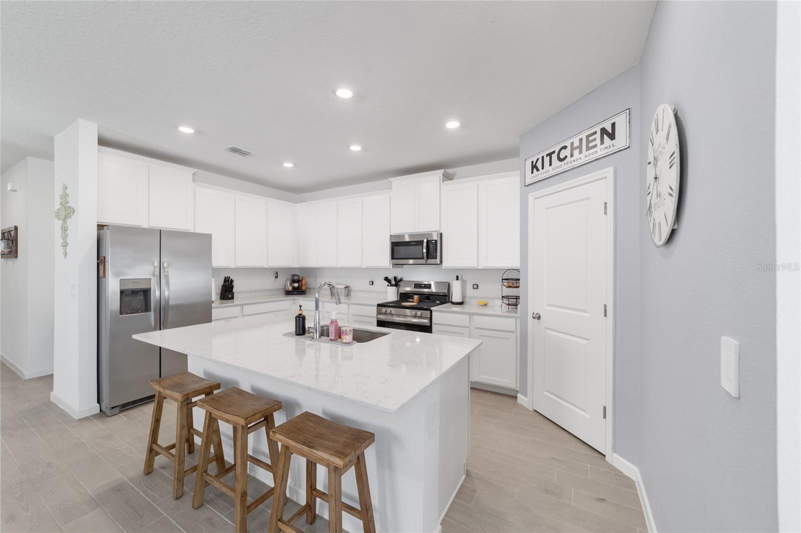 4012 NE 33RD AVE, OCALA, FL, 34479