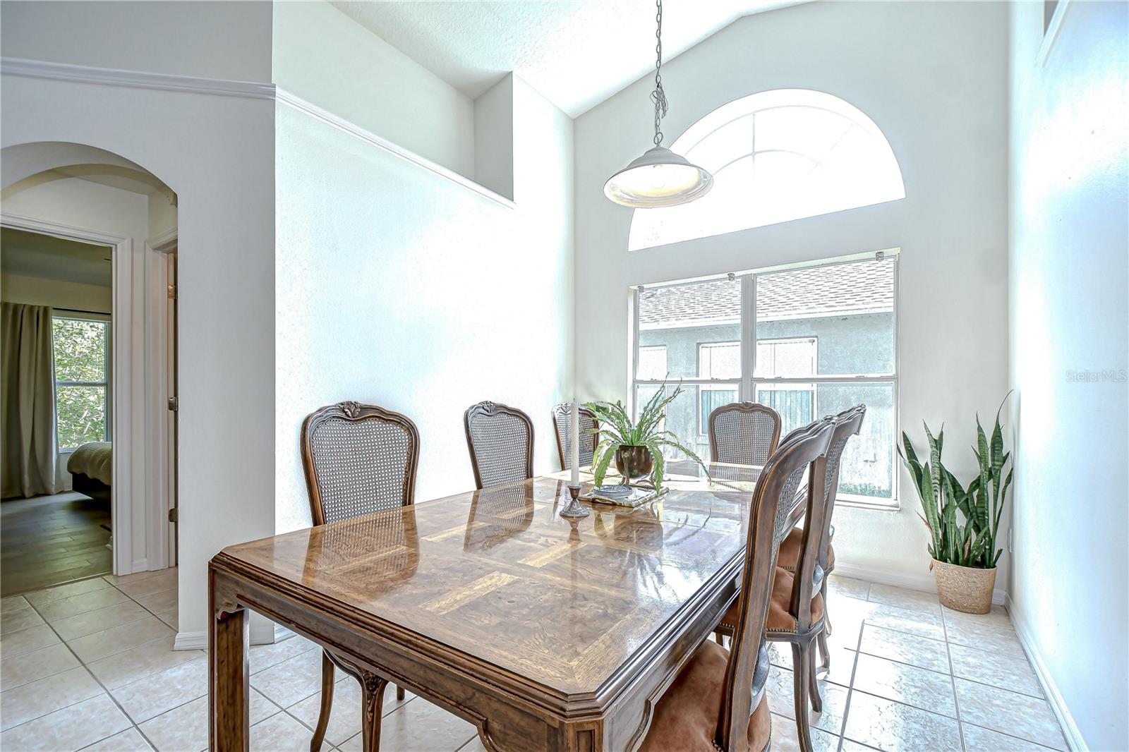 7107 COLONIAL LAKE DR, RIVERVIEW, FL, 33578