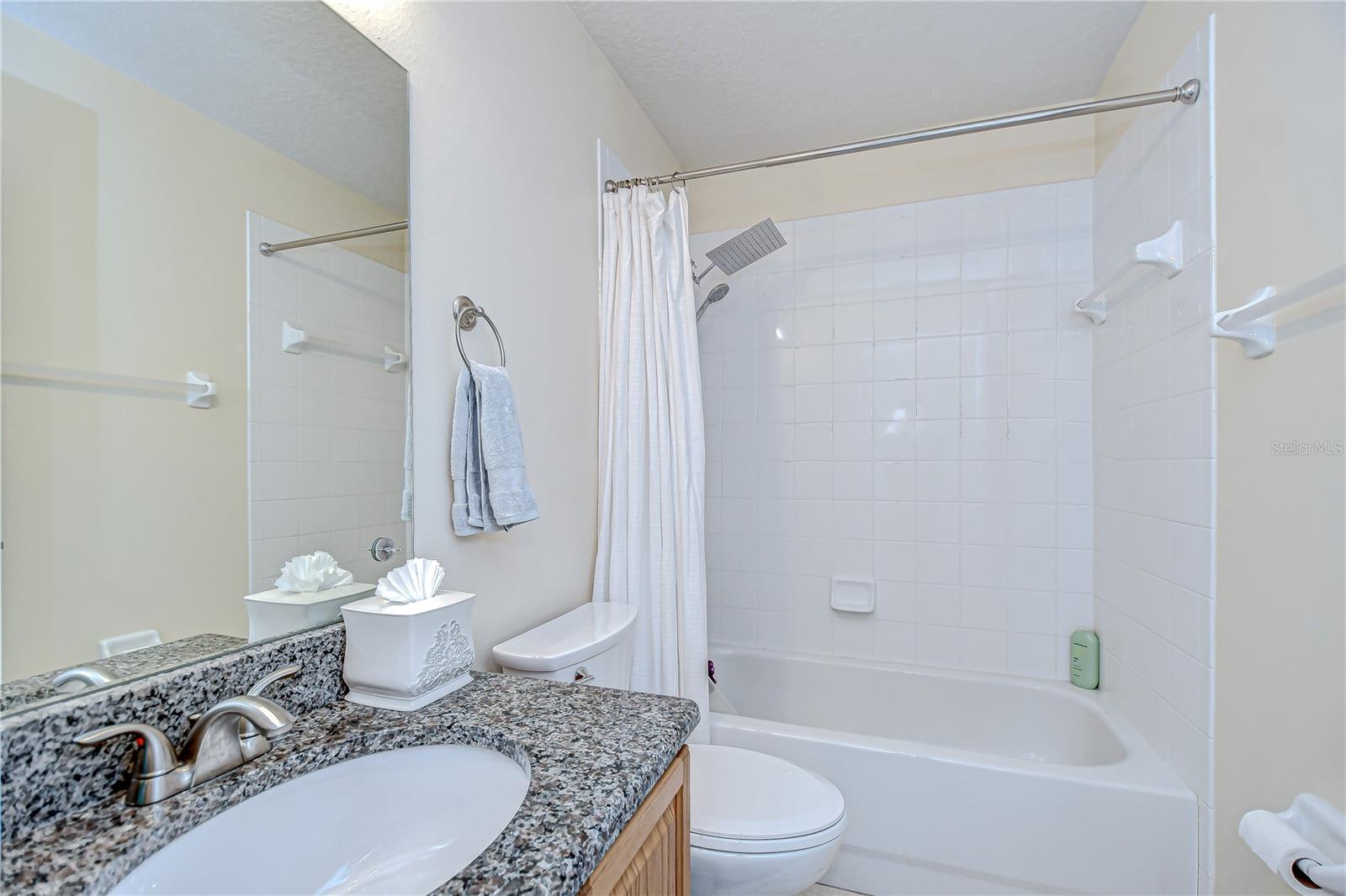 7107 COLONIAL LAKE DR, RIVERVIEW, FL, 33578