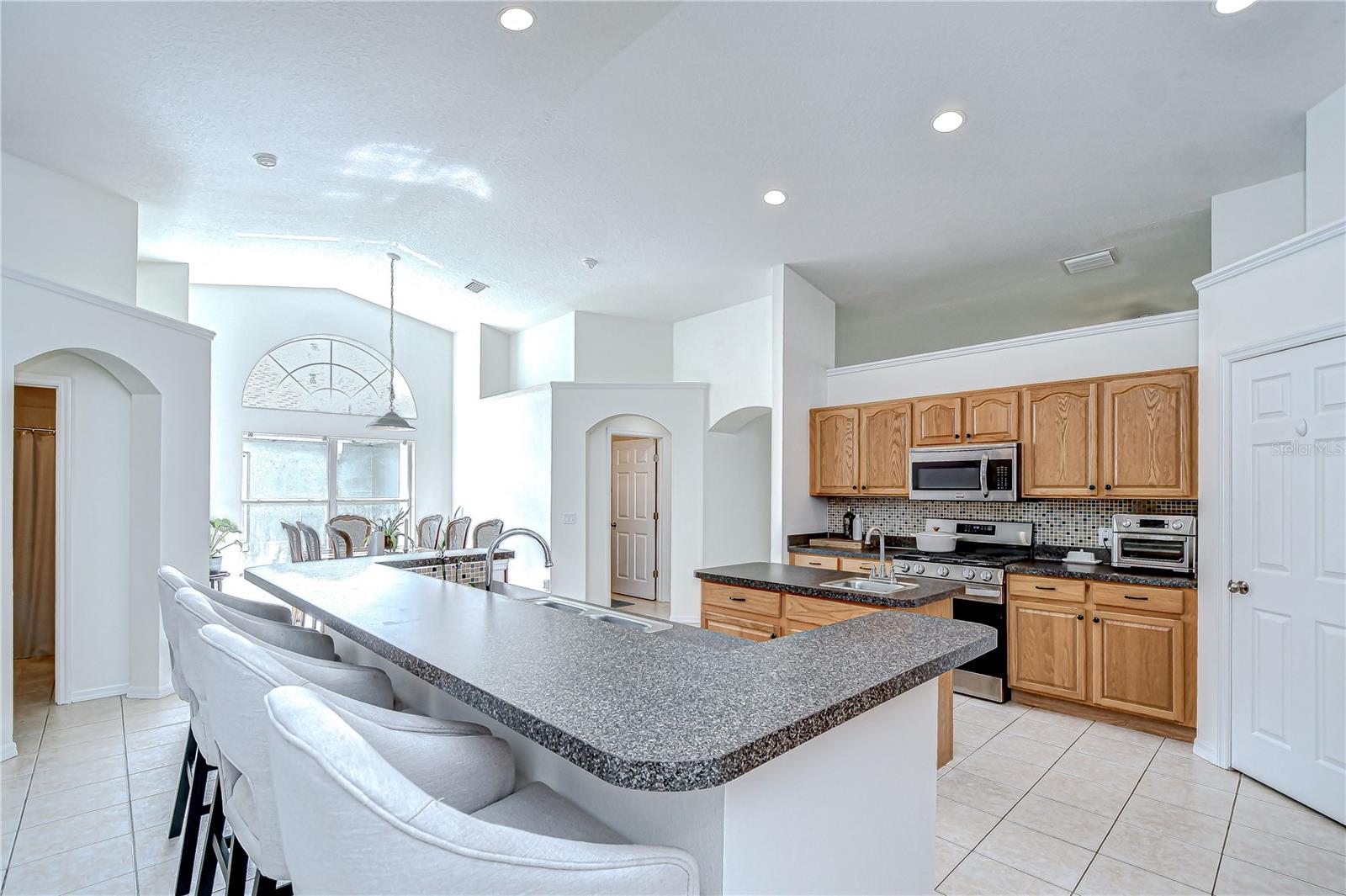 7107 COLONIAL LAKE DR, RIVERVIEW, FL, 33578