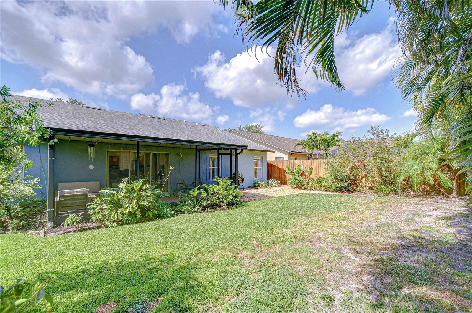 7107 COLONIAL LAKE DR, RIVERVIEW, FL, 33578