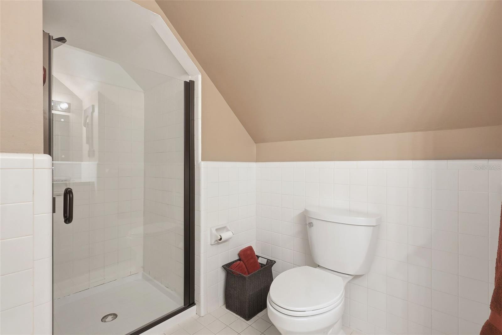 911 PINE TREE TER, DELAND, FL, 32724