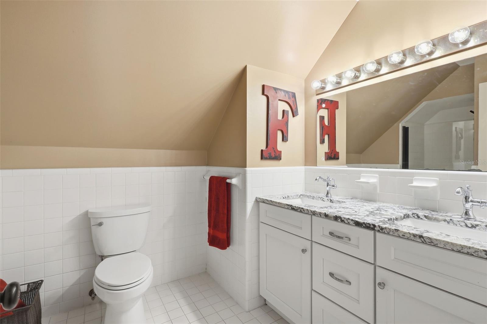 911 PINE TREE TER, DELAND, FL, 32724