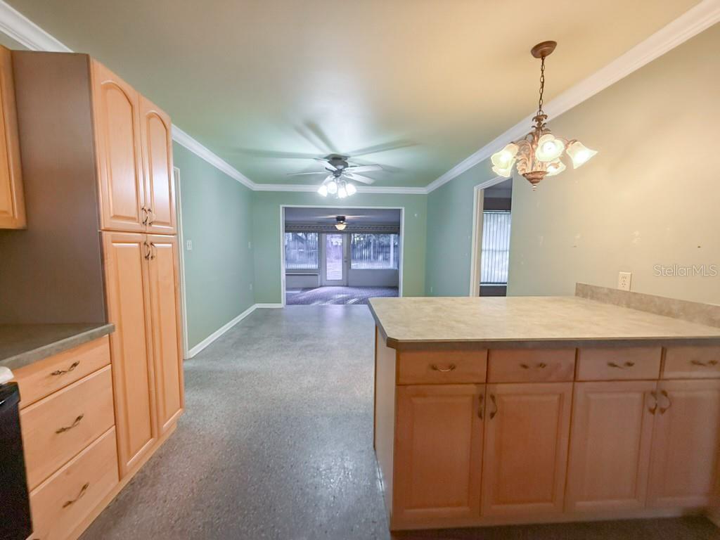 2208 COMMUNITY WAY, SANFORD, FL, 32771