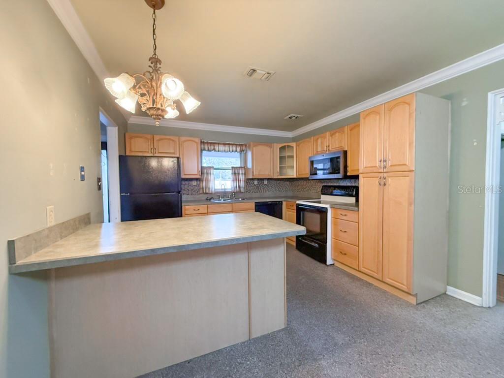 2208 COMMUNITY WAY, SANFORD, FL, 32771