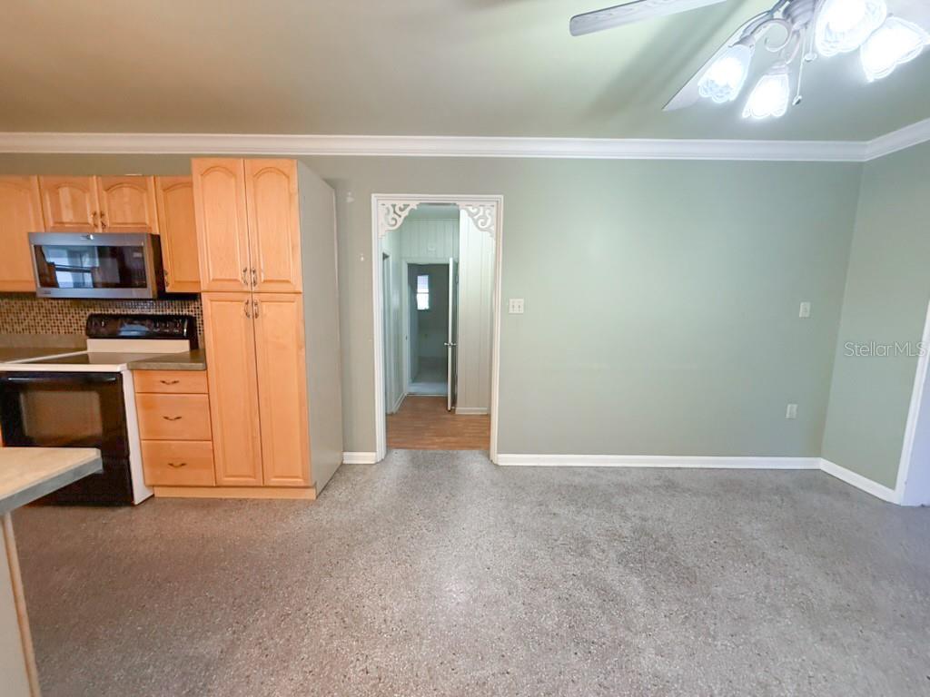 2208 COMMUNITY WAY, SANFORD, FL, 32771