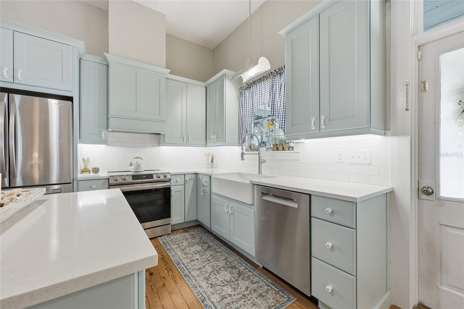 6070 AVENUE F, MC INTOSH, FL, 32664