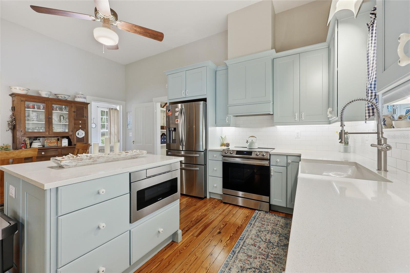 6070 AVENUE F, MC INTOSH, FL, 32664