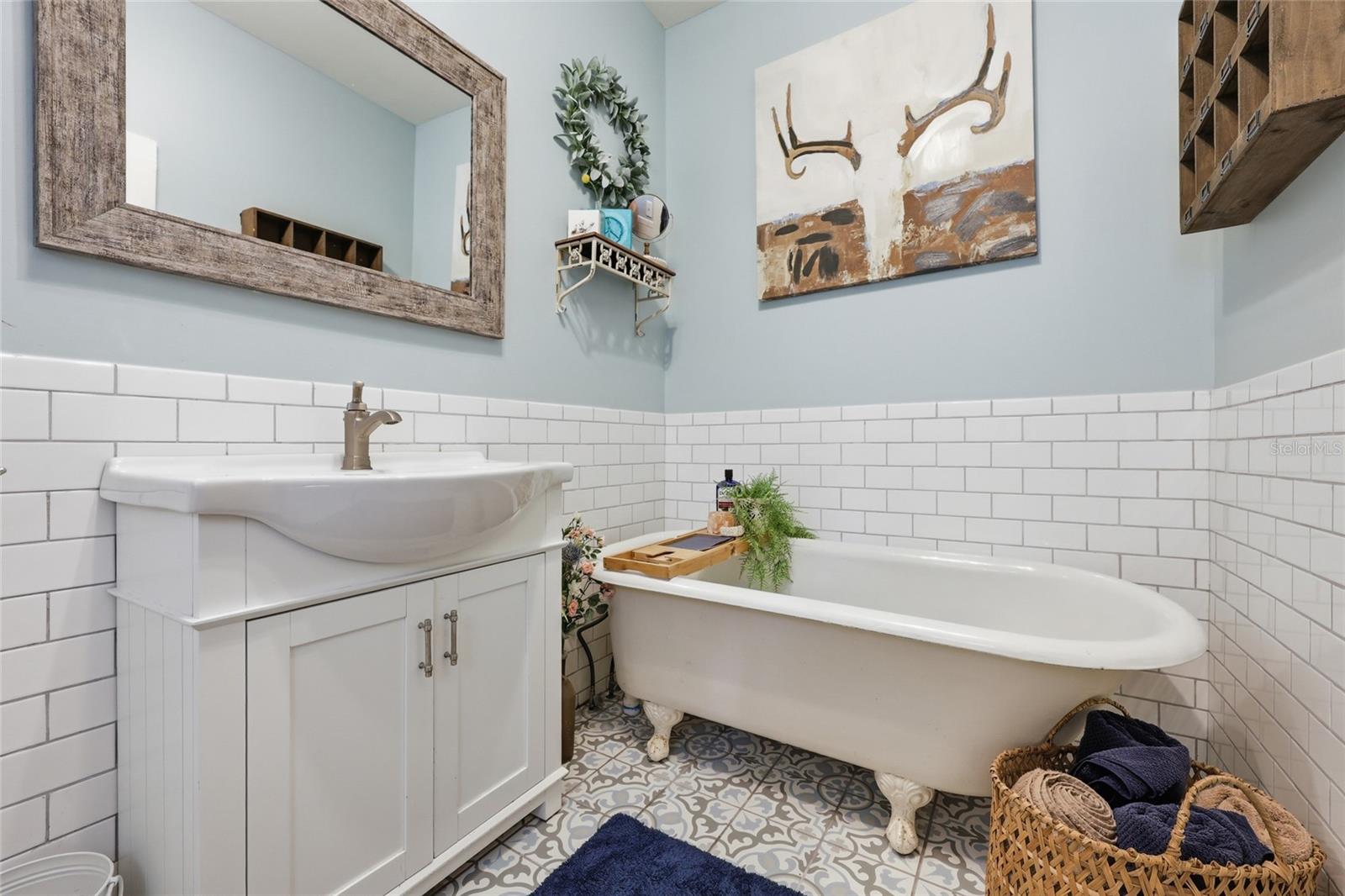 6070 AVENUE F, MC INTOSH, FL, 32664