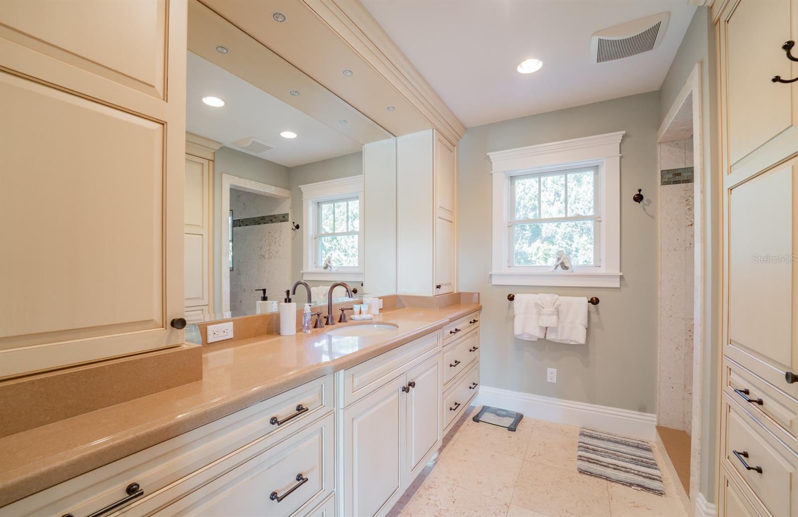 714 JACARANDA RD, ANNA MARIA, FL, 34216