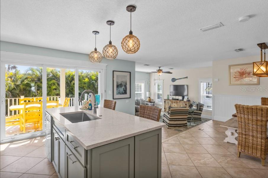 117 WILLOW AVE, ANNA MARIA, FL, 34216