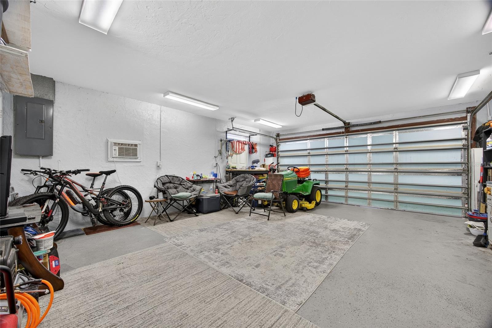 441 CHESTNUT AVE NW, PORT CHARLOTTE, FL, 33952