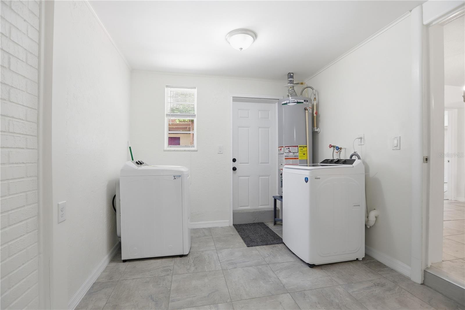 2483 BECKY SUE DR, ORLANDO, FL, 32807