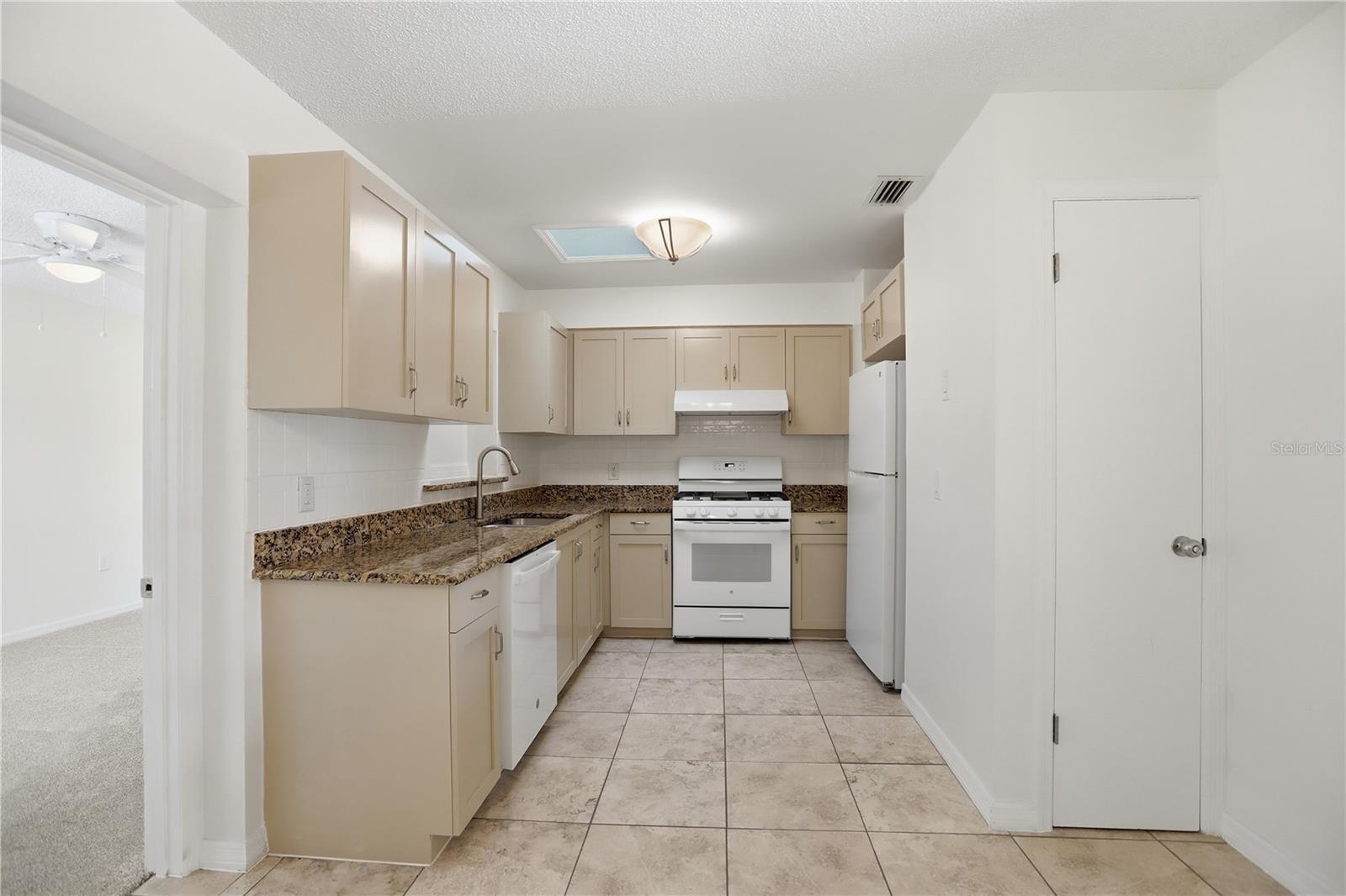 2483 BECKY SUE DR, ORLANDO, FL, 32807