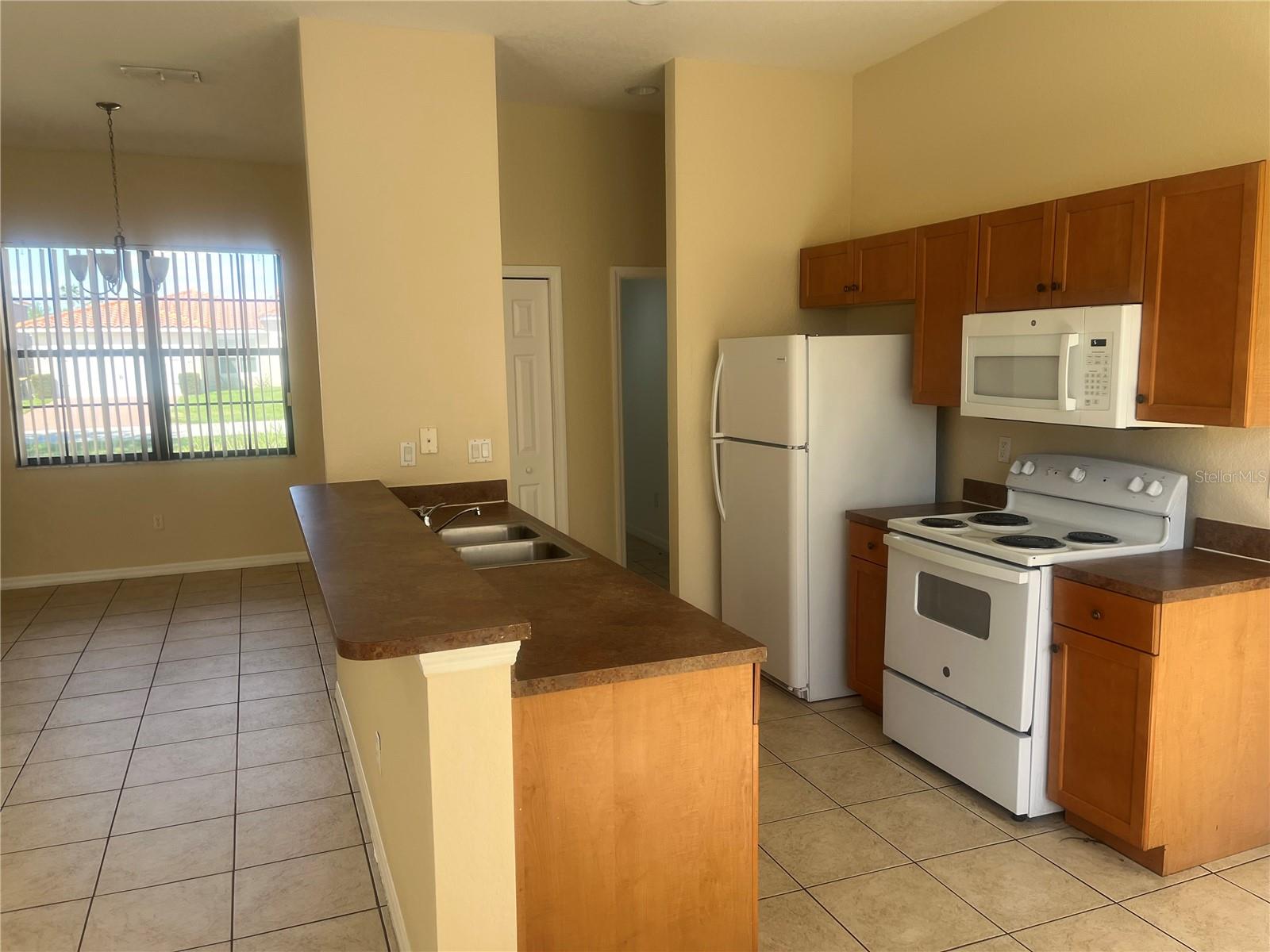 404 CINNAMON DR, KISSIMMEE, FL, 34759