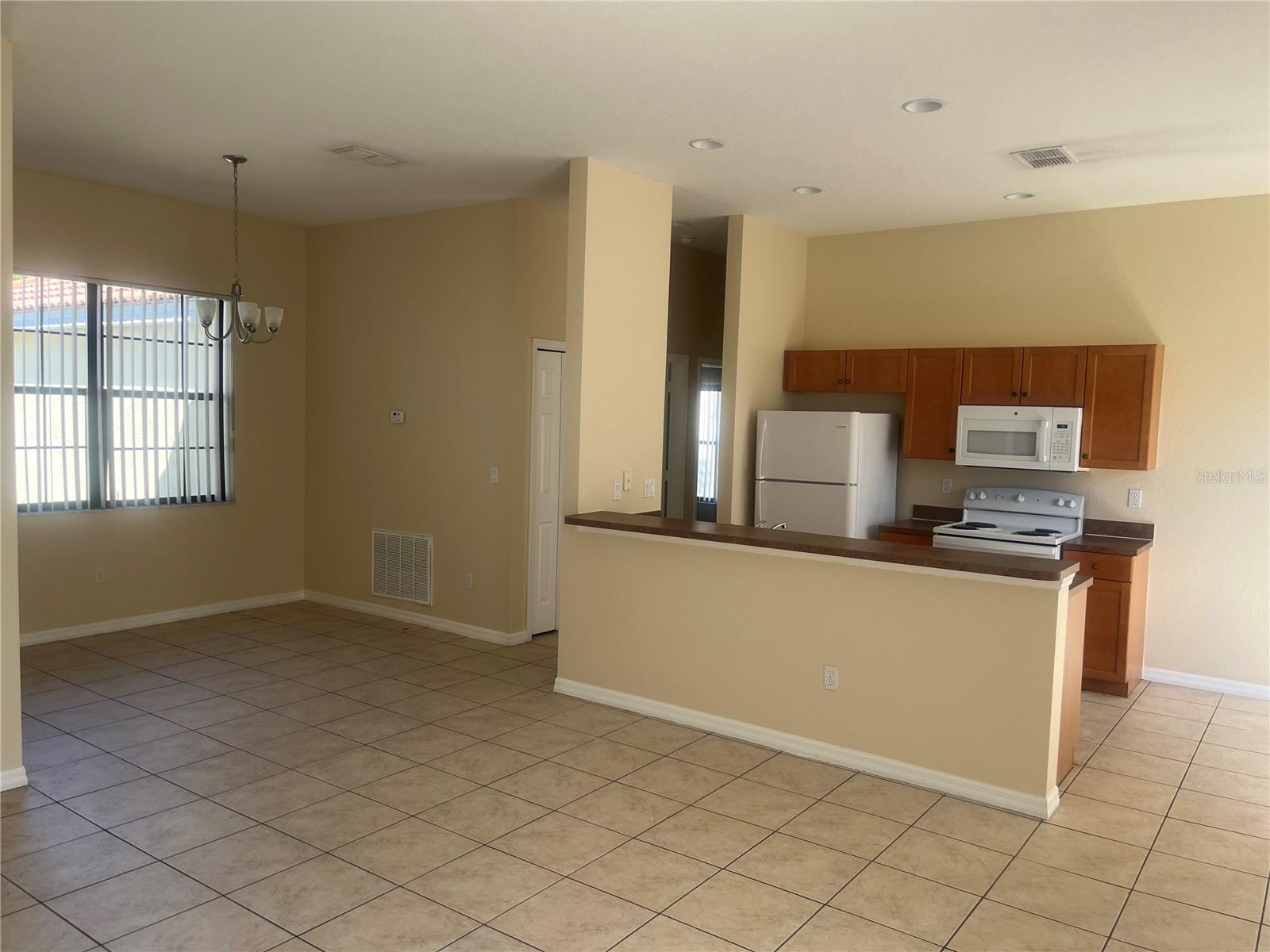 404 CINNAMON DR, KISSIMMEE, FL, 34759