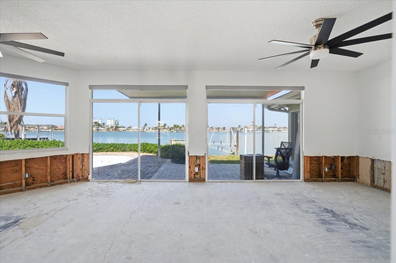 411 55TH AVE, ST PETE BEACH, FL, 33706