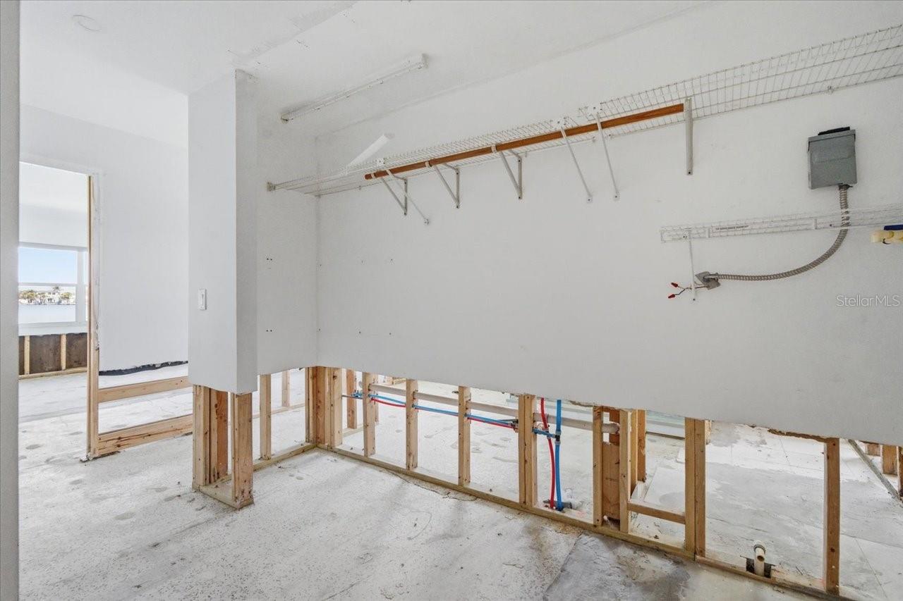 411 55TH AVE, ST PETE BEACH, FL, 33706