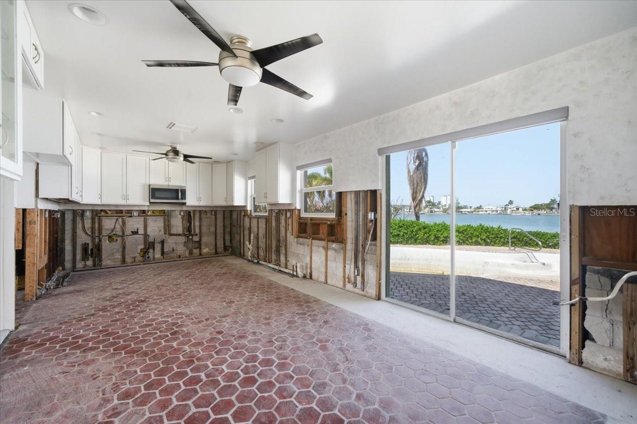 411 55TH AVE, ST PETE BEACH, FL, 33706