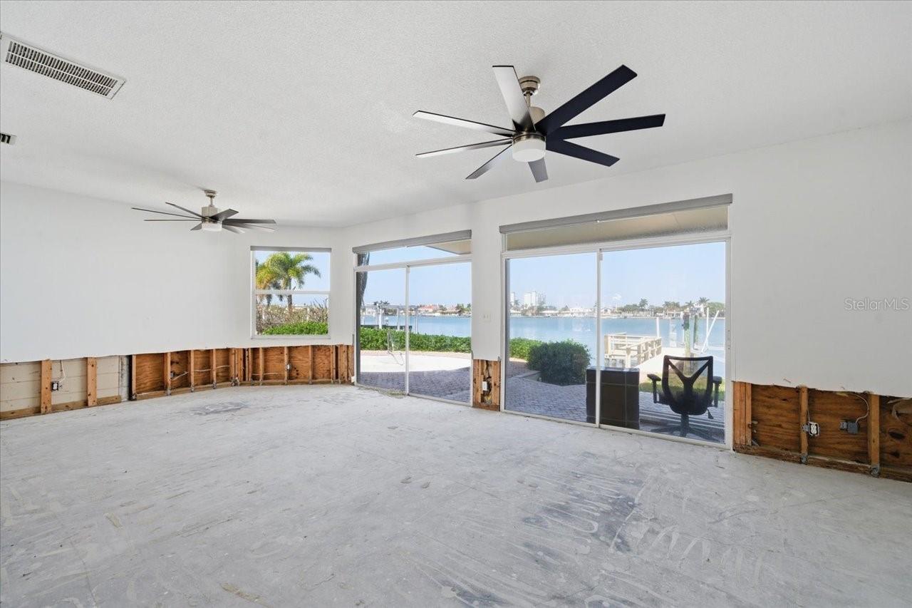 411 55TH AVE, ST PETE BEACH, FL, 33706