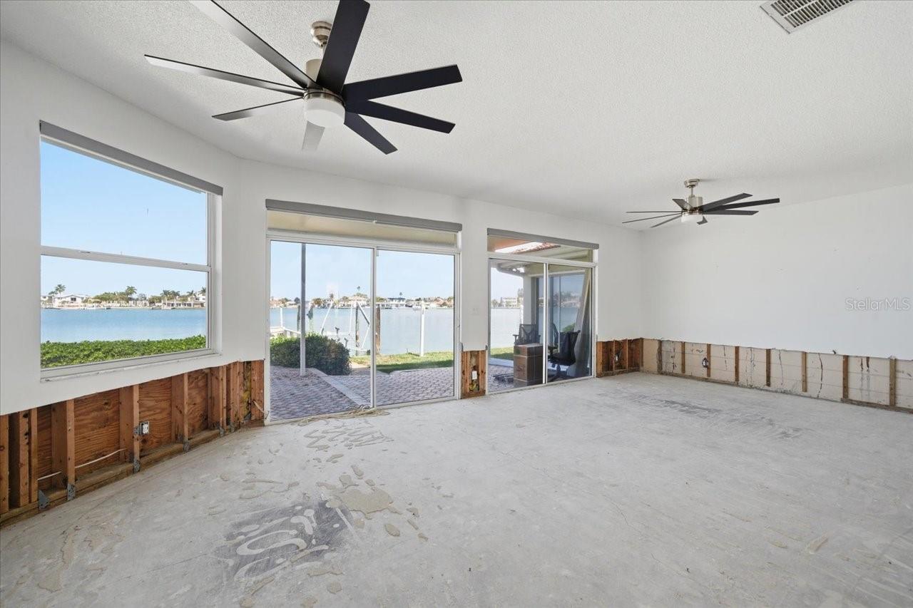 411 55TH AVE, ST PETE BEACH, FL, 33706