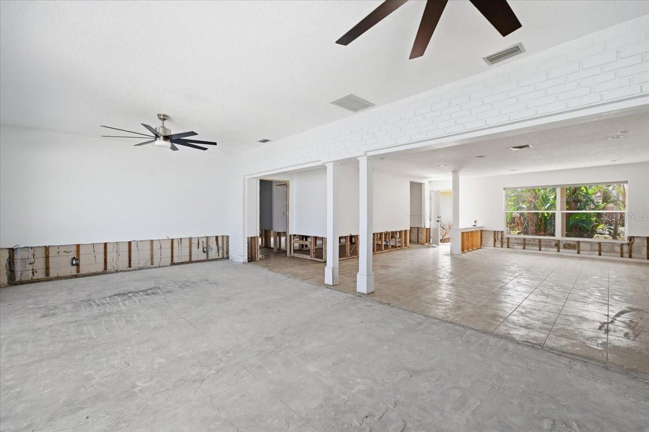 411 55TH AVE, ST PETE BEACH, FL, 33706