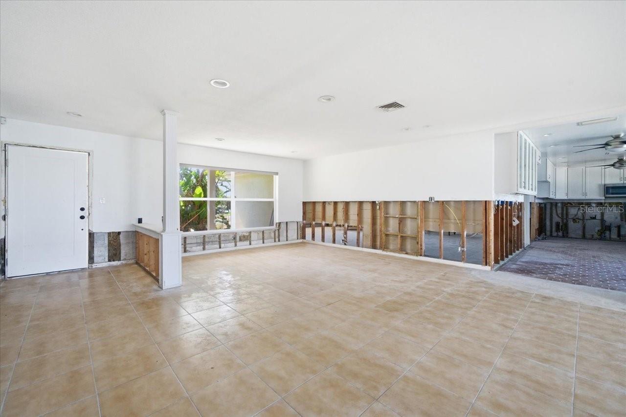 411 55TH AVE, ST PETE BEACH, FL, 33706