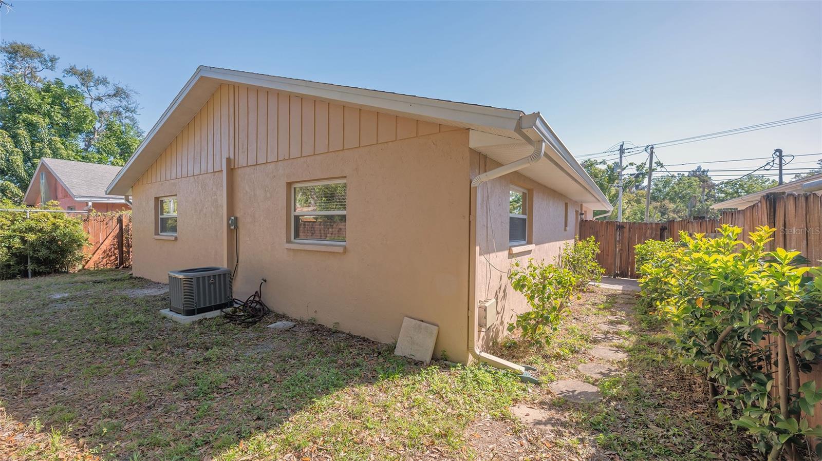 4360 SWIFT RD, SARASOTA, FL, 34231