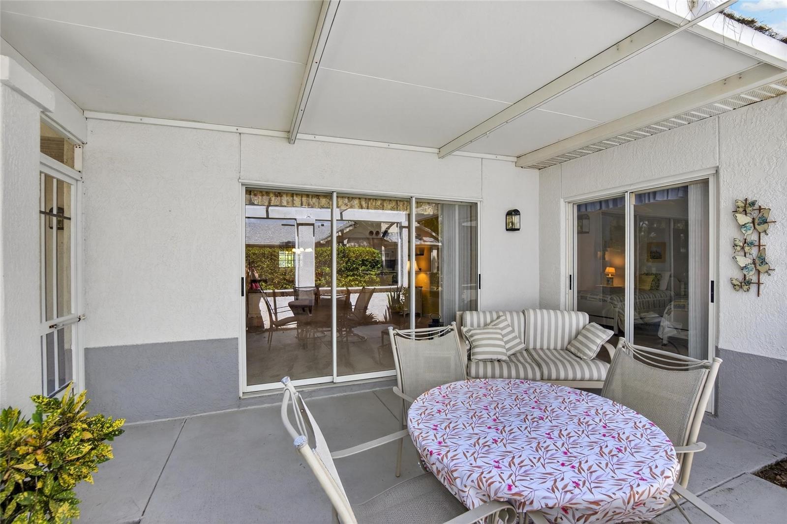 1122 GOLFVIEW WOODS DR #1122, SUN CITY CENTER, FL, 33573