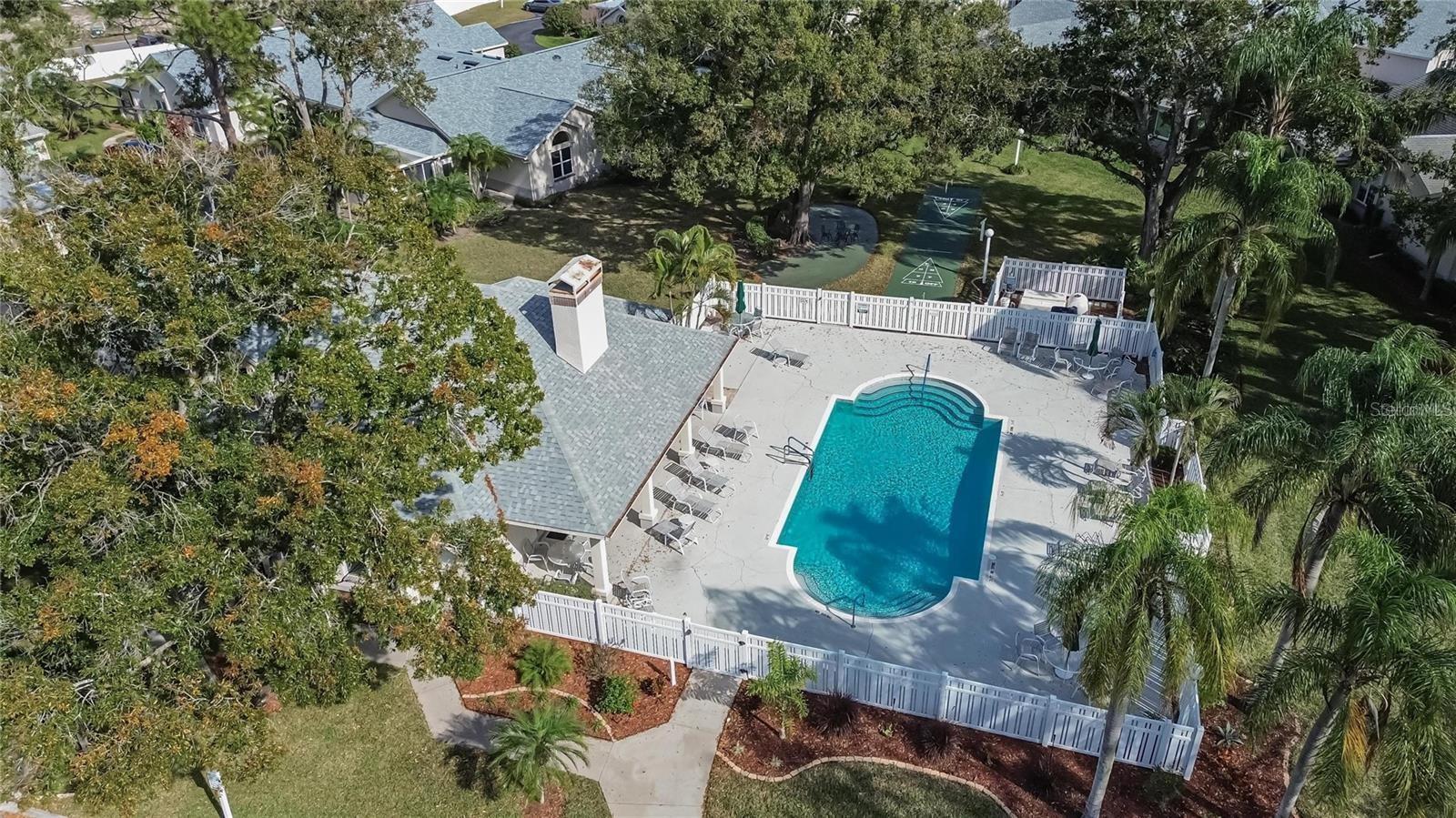 1122 GOLFVIEW WOODS DR #1122, SUN CITY CENTER, FL, 33573