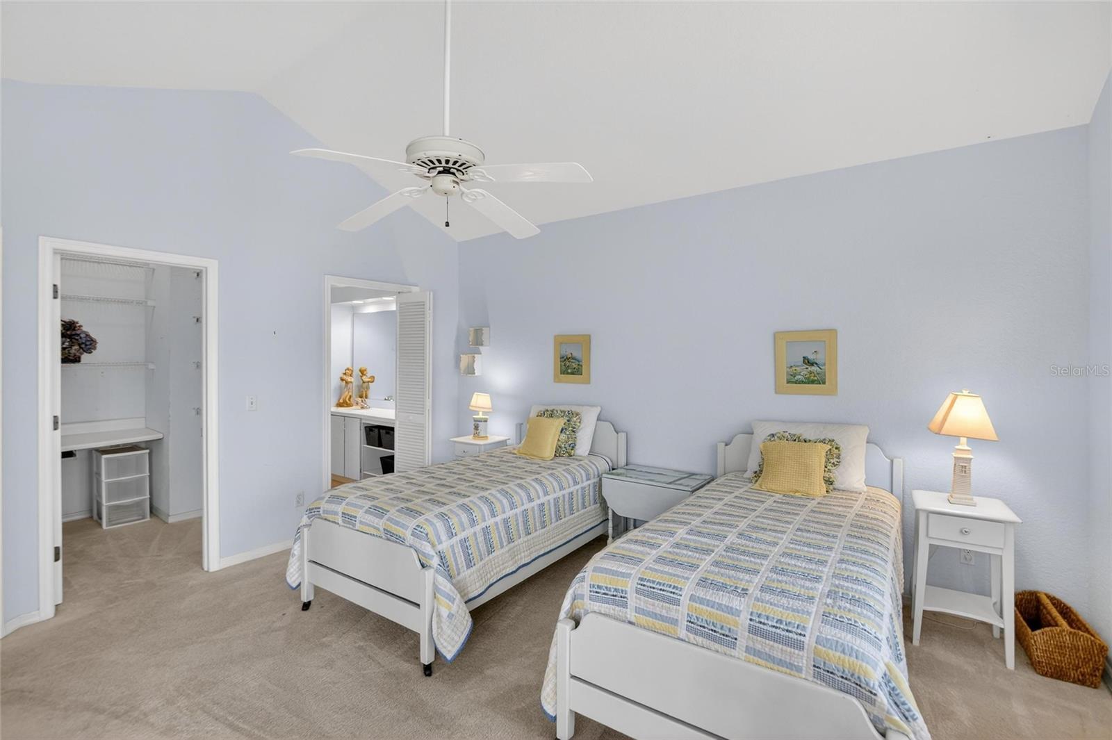 1122 GOLFVIEW WOODS DR #1122, SUN CITY CENTER, FL, 33573