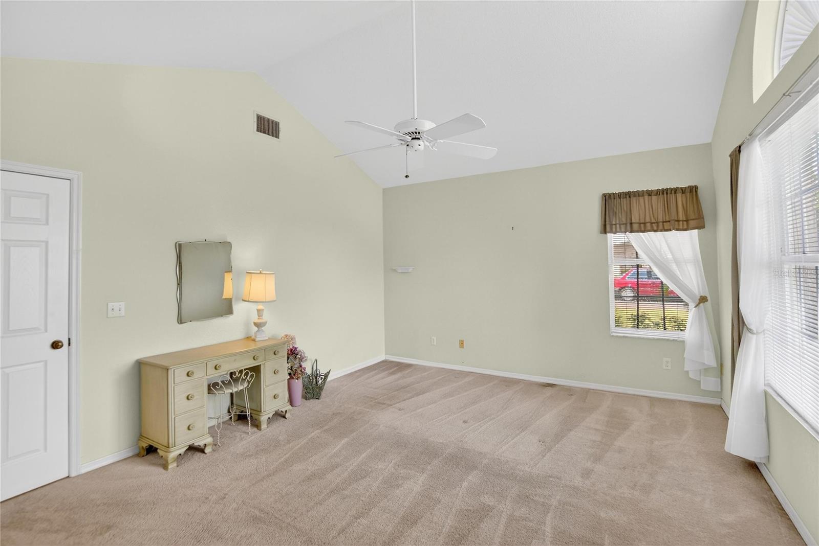 1122 GOLFVIEW WOODS DR #1122, SUN CITY CENTER, FL, 33573