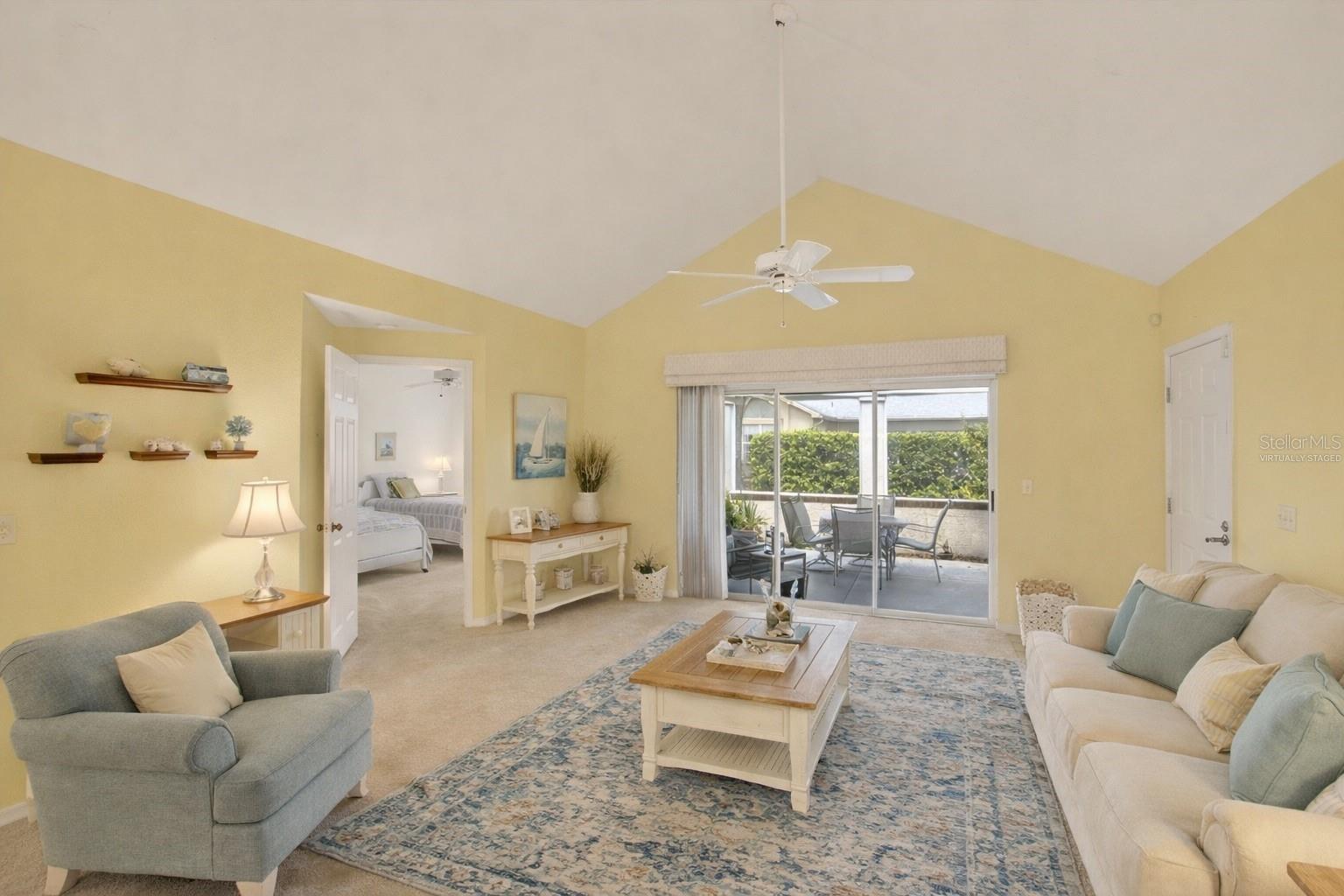 1122 GOLFVIEW WOODS DR #1122, SUN CITY CENTER, FL, 33573