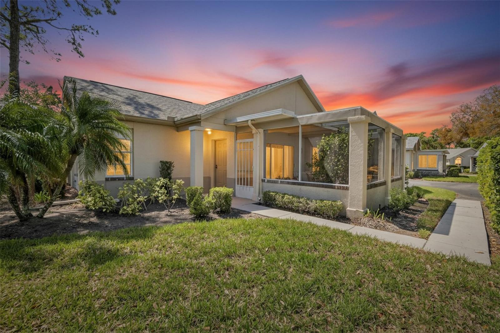 1122 GOLFVIEW WOODS DR #1122, SUN CITY CENTER, FL, 33573