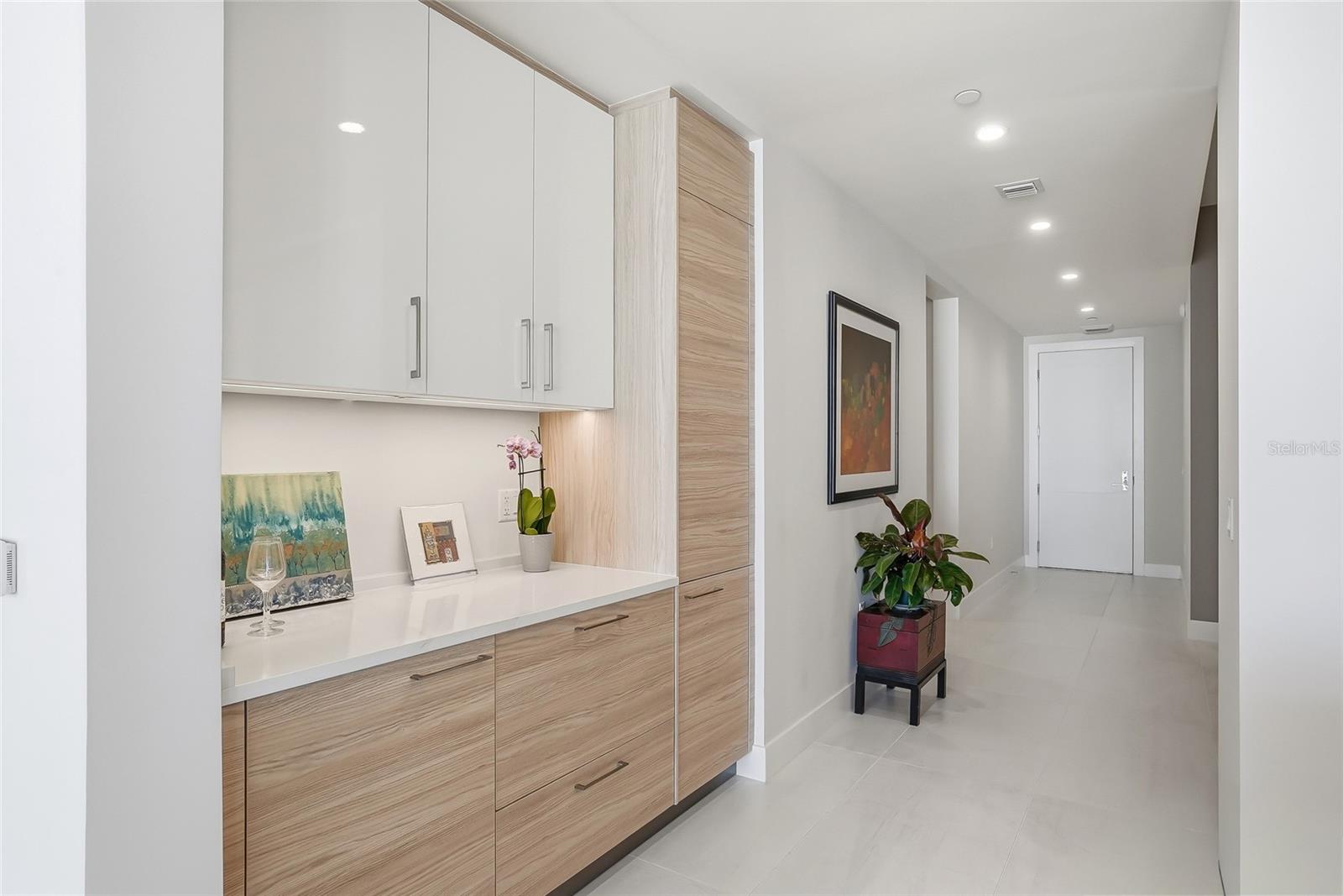 301 1ST ST S #1104, ST PETERSBURG, FL, 33701