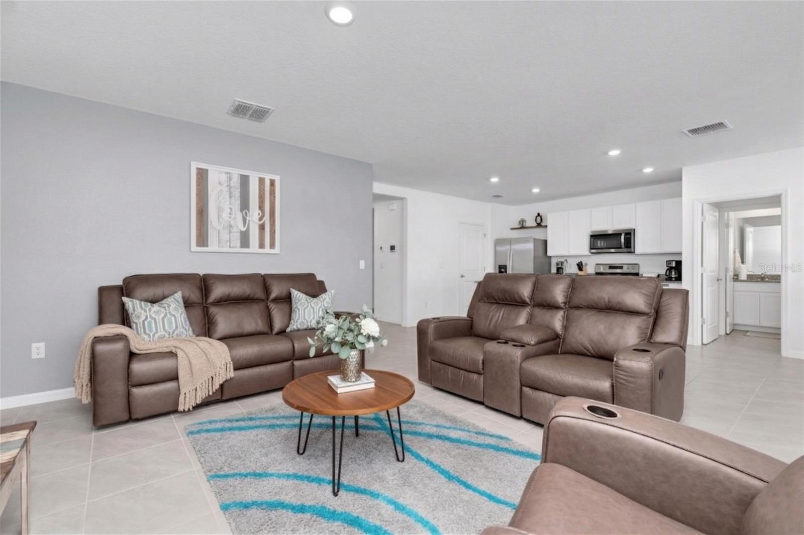 5943 WANDERING WILLOW DR, WESLEY CHAPEL, FL, 33545