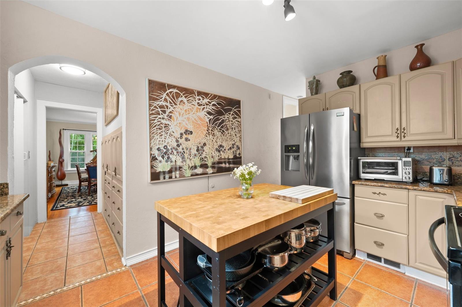 325 49TH ST N, ST PETERSBURG, FL, 33710