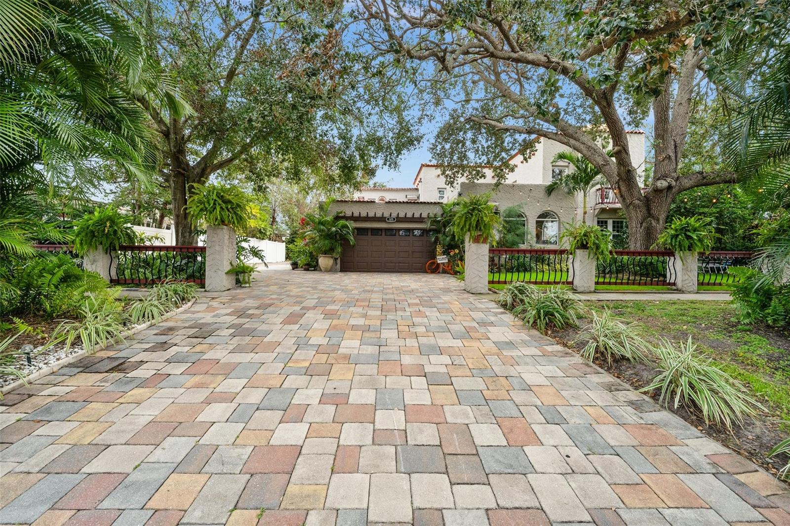 325 49TH ST N, ST PETERSBURG, FL, 33710