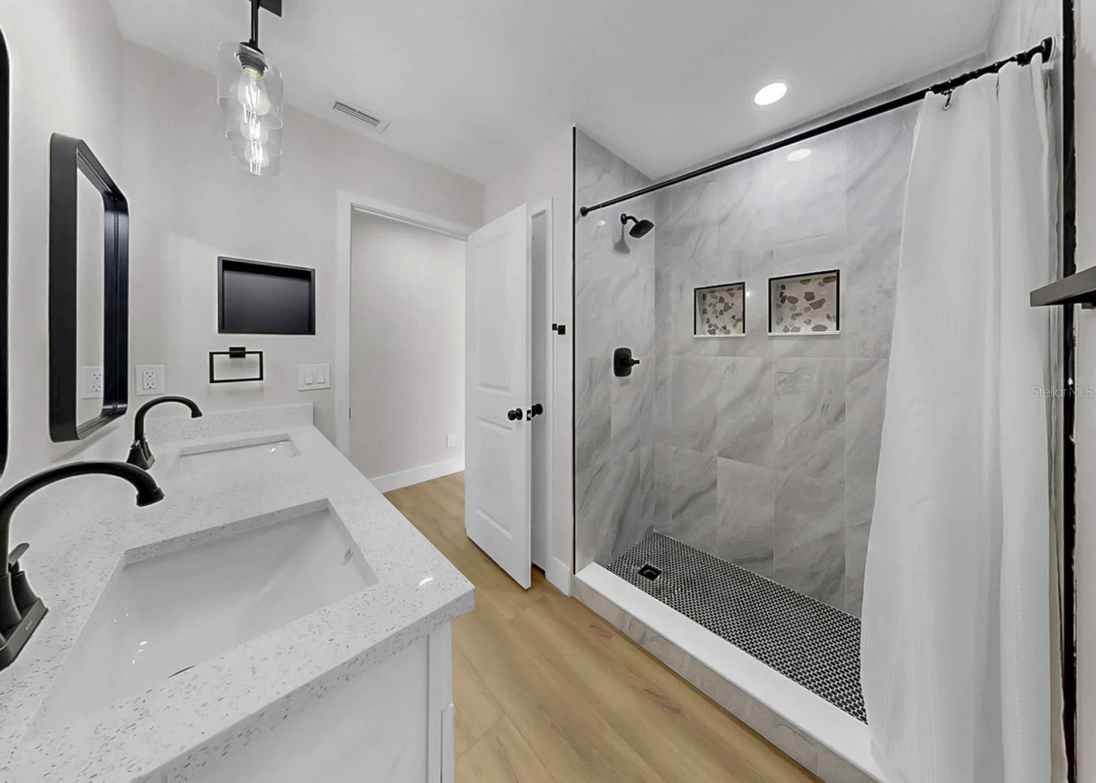 6511 SANTIAGO CT, APOLLO BEACH, FL, 33572