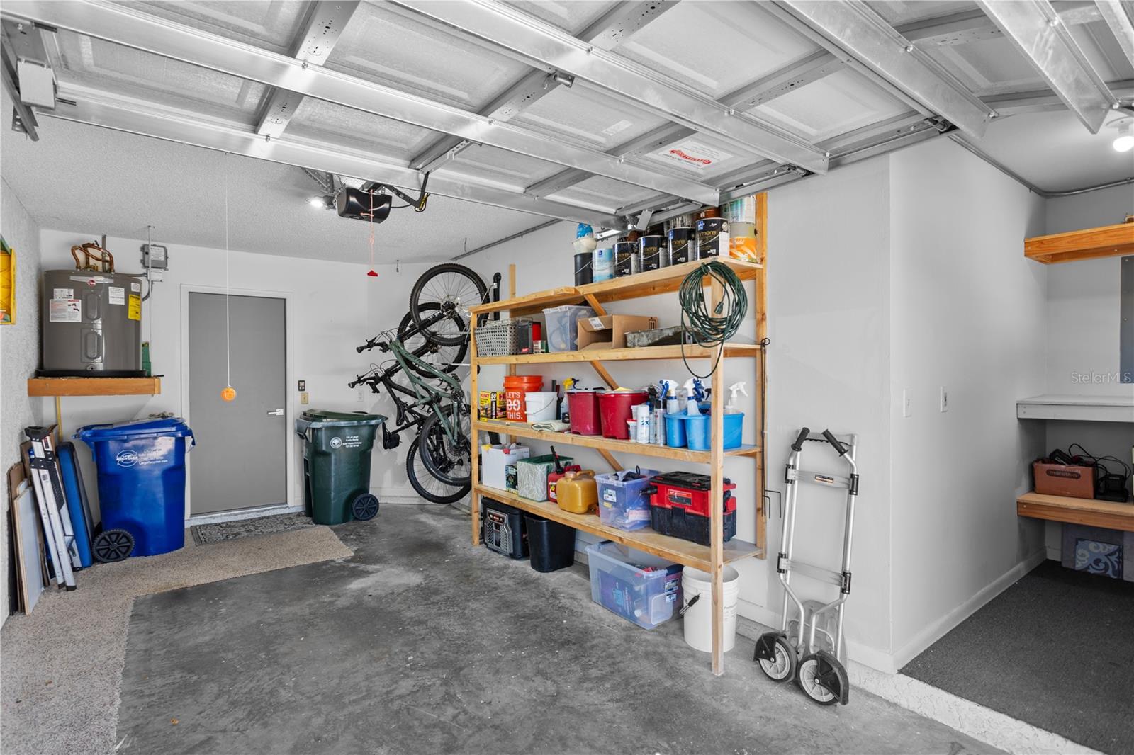 1 Car Garage