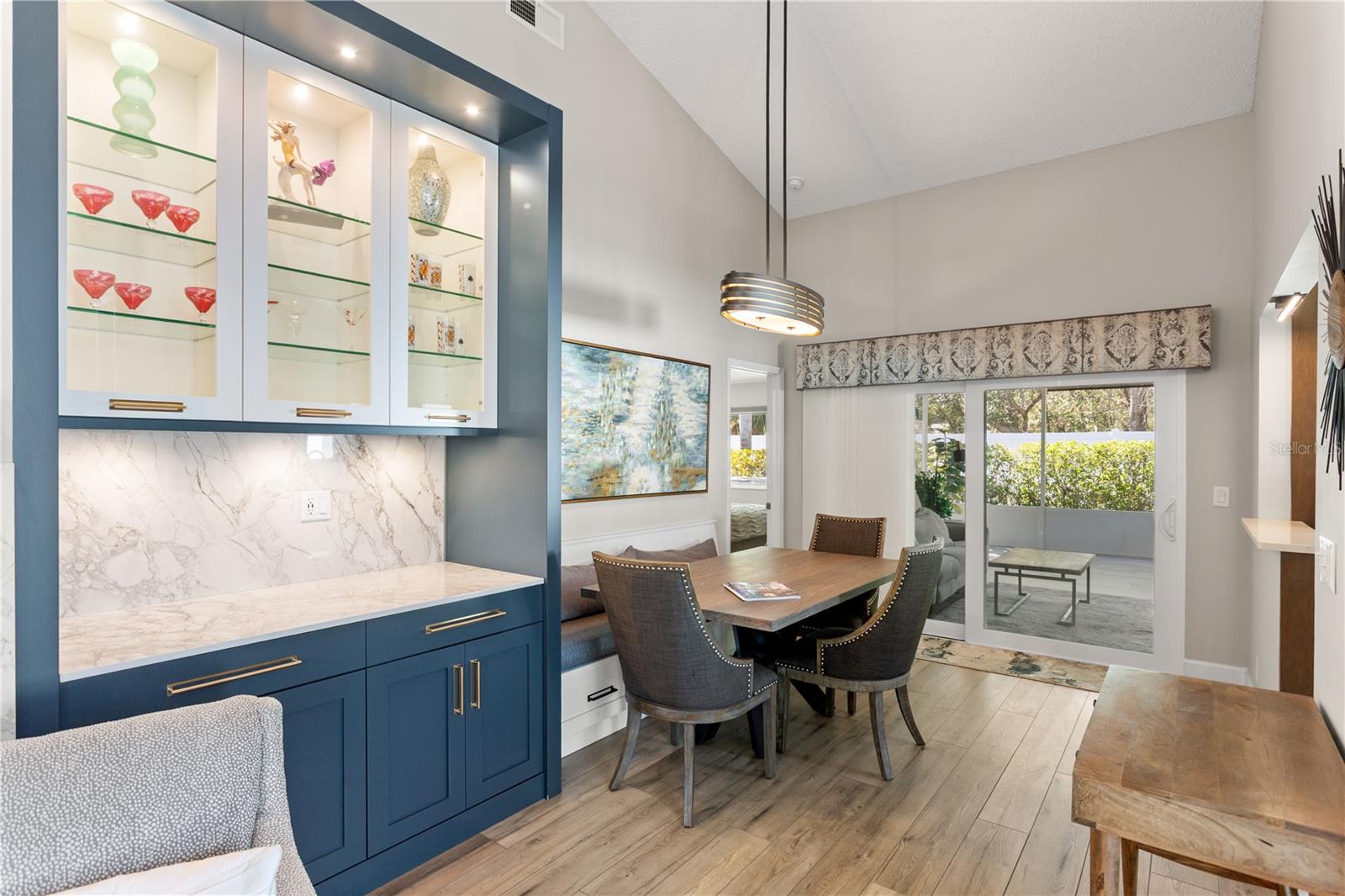 Dry Bar and Dining Room