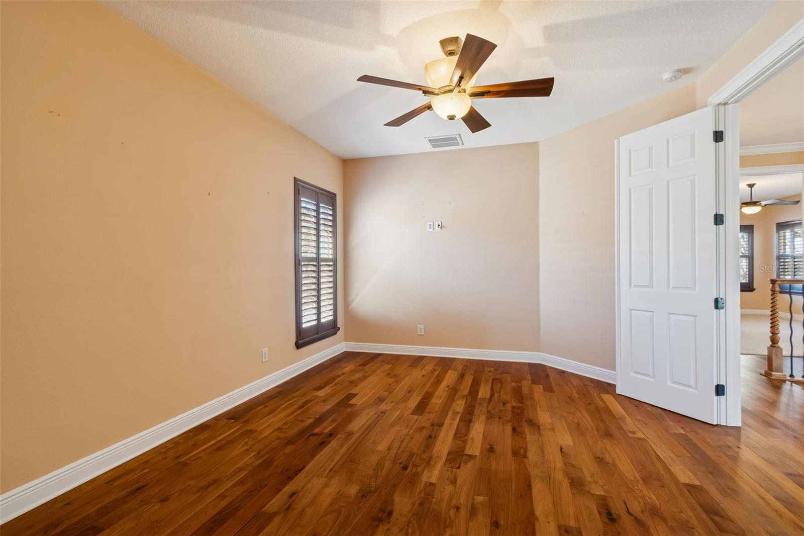 Bedroom 5 or home theater/office/playroom