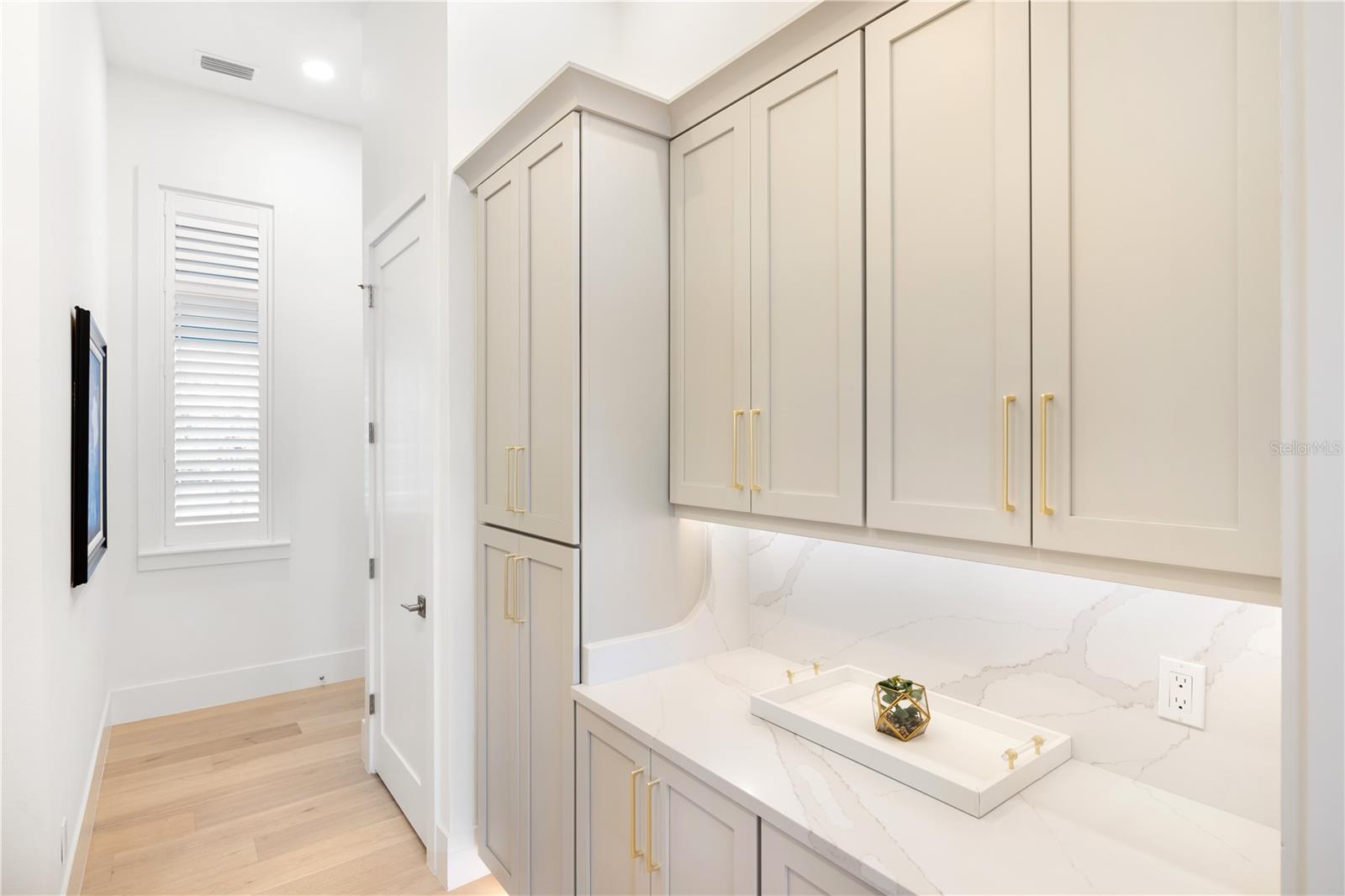 A4684082 Property Photo