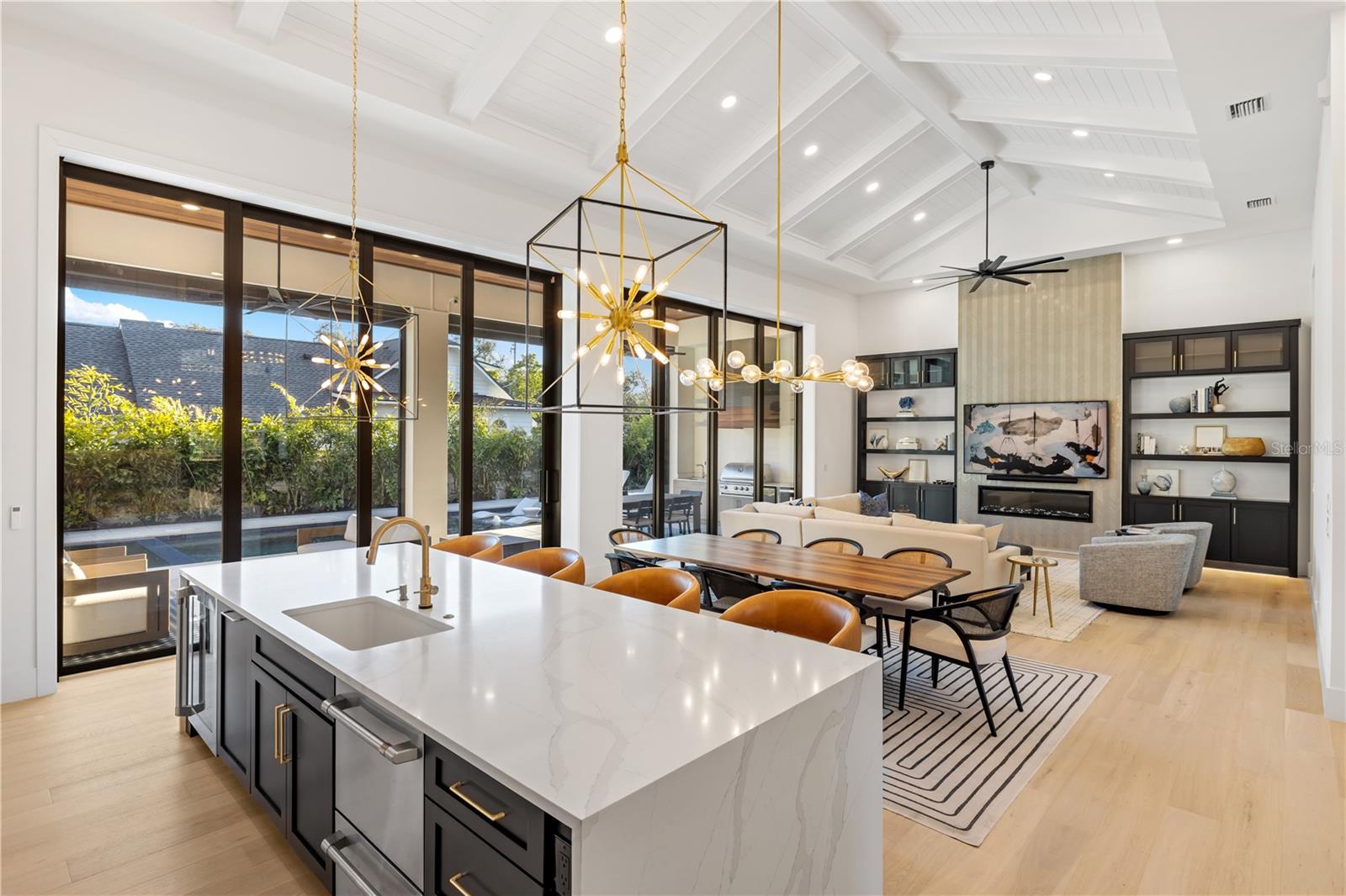 A4684082 Property Photo