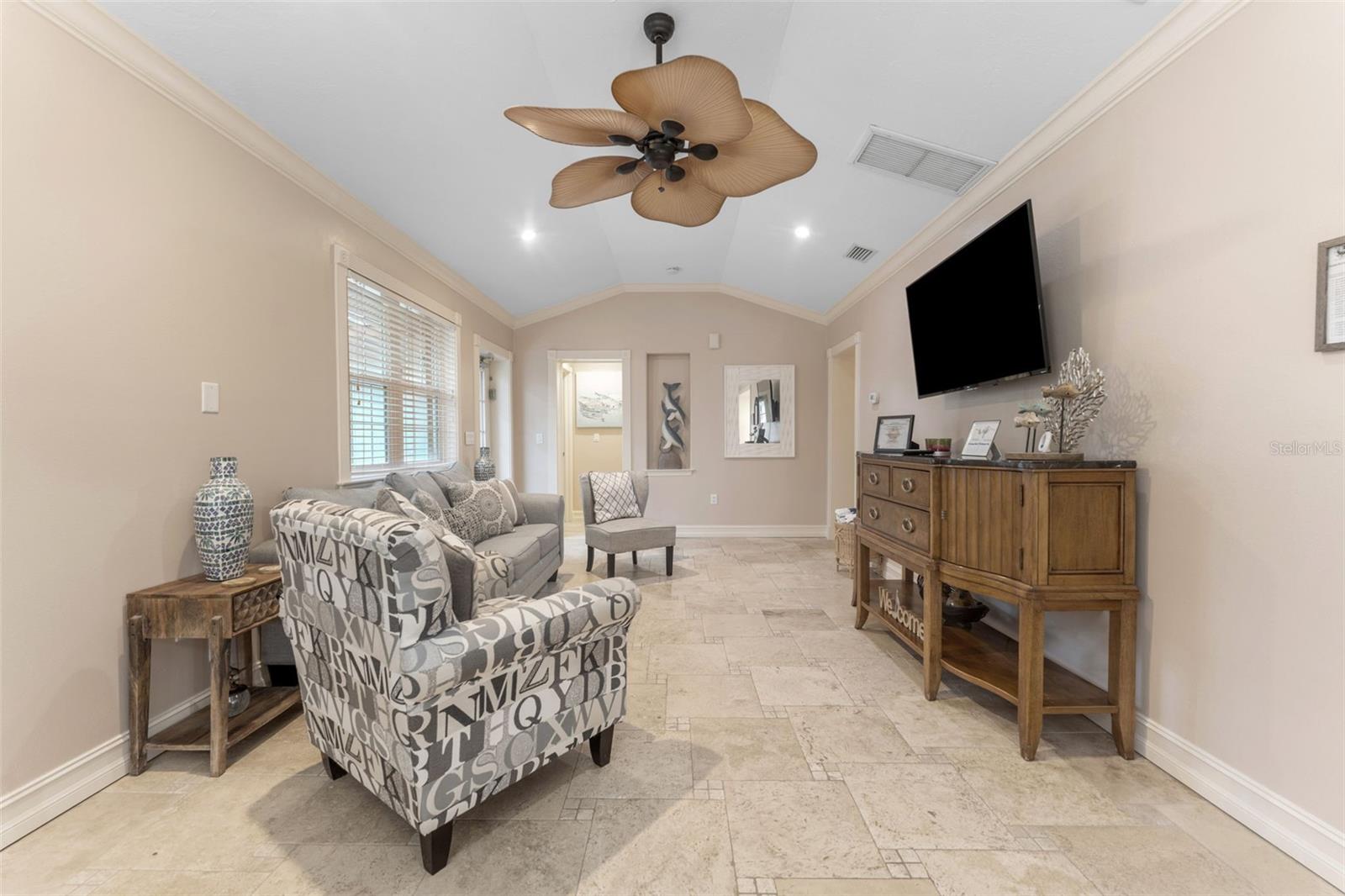 201 54TH ST, HOLMES BEACH, FL, 34217