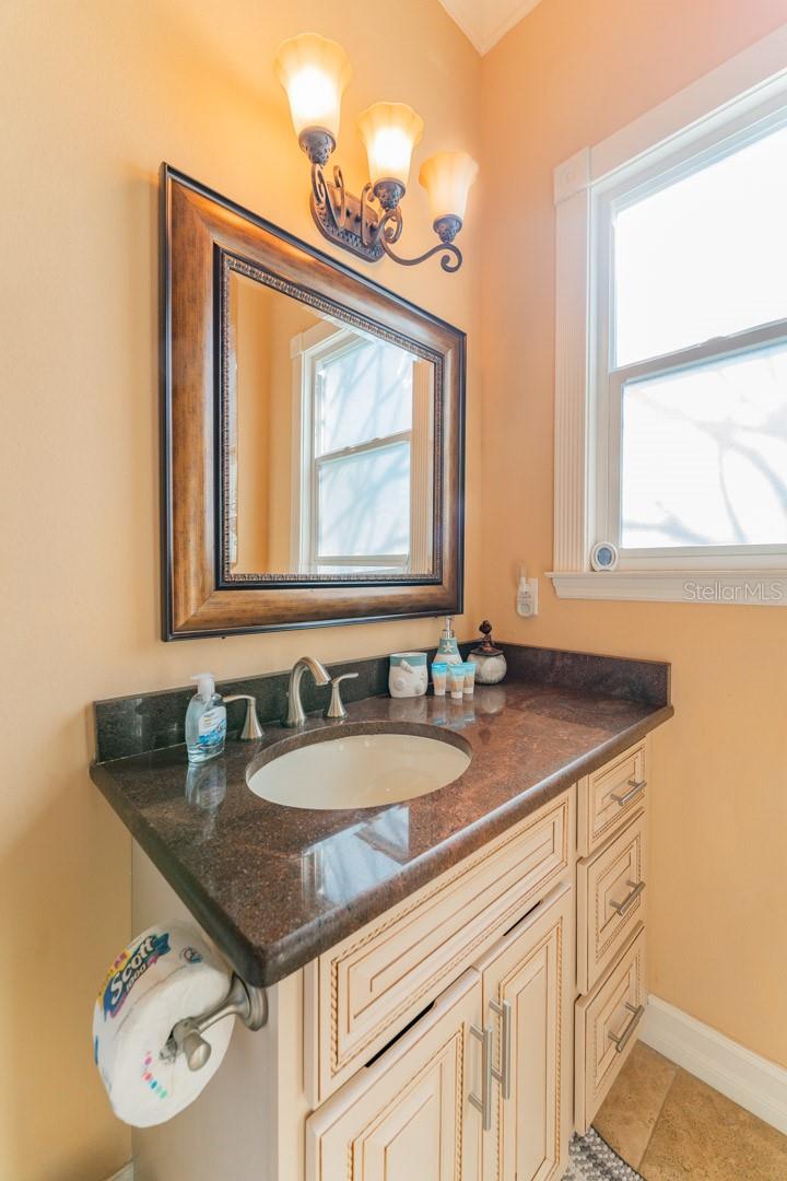 201 54TH ST, HOLMES BEACH, FL, 34217