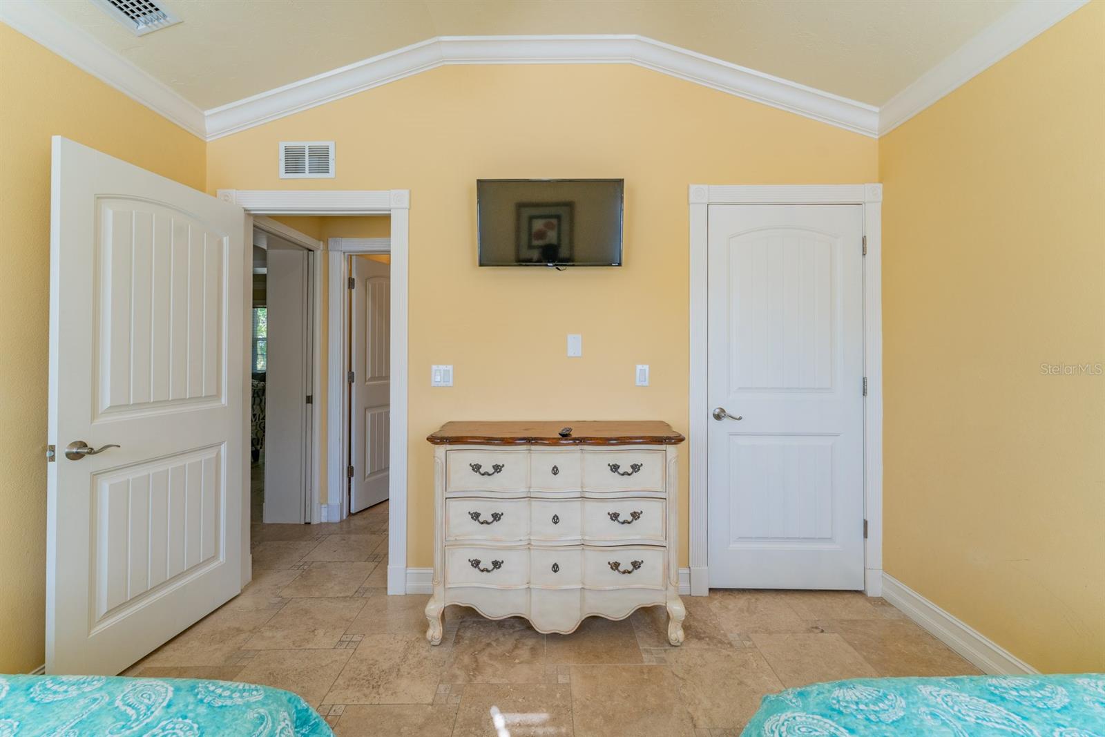 201 54TH ST, HOLMES BEACH, FL, 34217