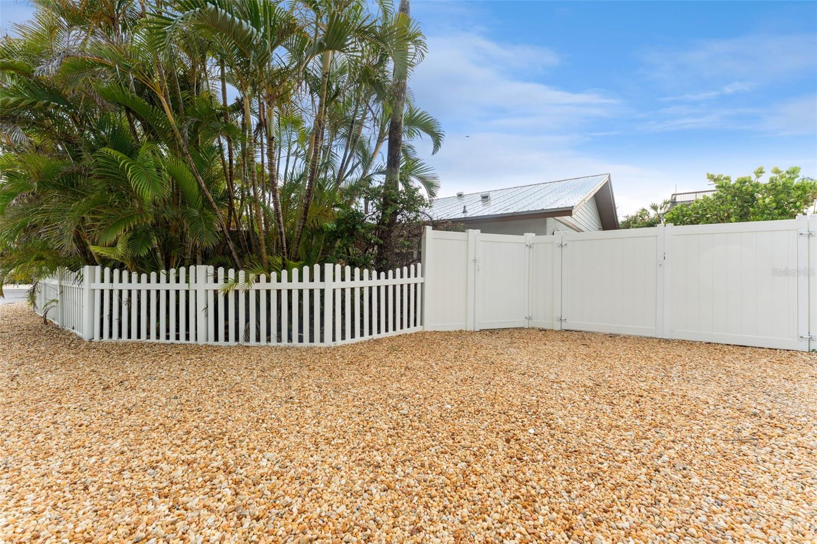 201 54TH ST, HOLMES BEACH, FL, 34217