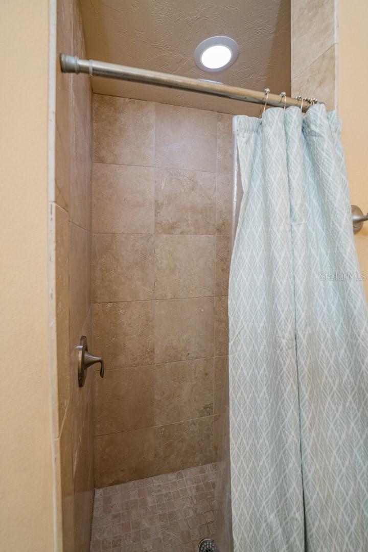 201 54TH ST, HOLMES BEACH, FL, 34217